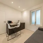 App 202 Palazzo Cavour Apartment *