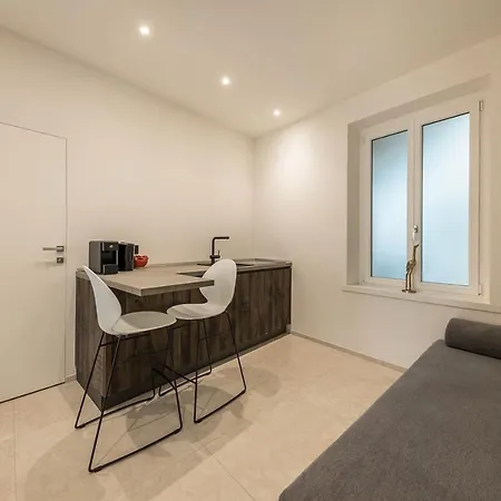 App 202 Palazzo Cavour Apartment *