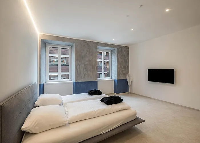 App 202 Palazzo Cavour Апартаменты